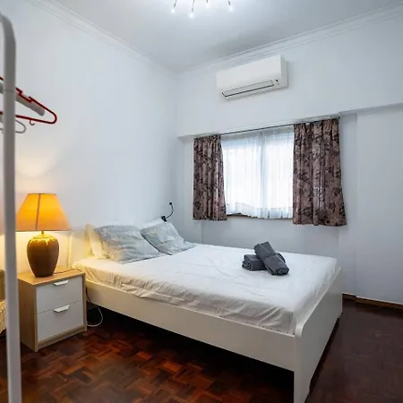 1br1 In Moscavide, Metro Close Апартаменты