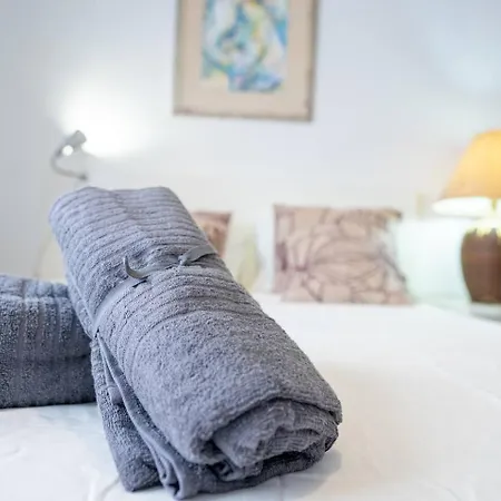 1br1 In Moscavide, Metro Close * Lisbon