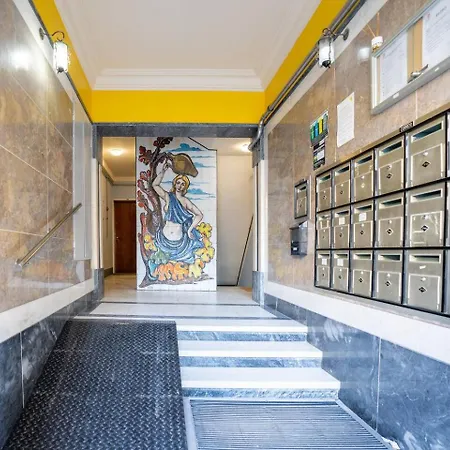 Apartman 1br1 In Moscavide, Metro Close *
